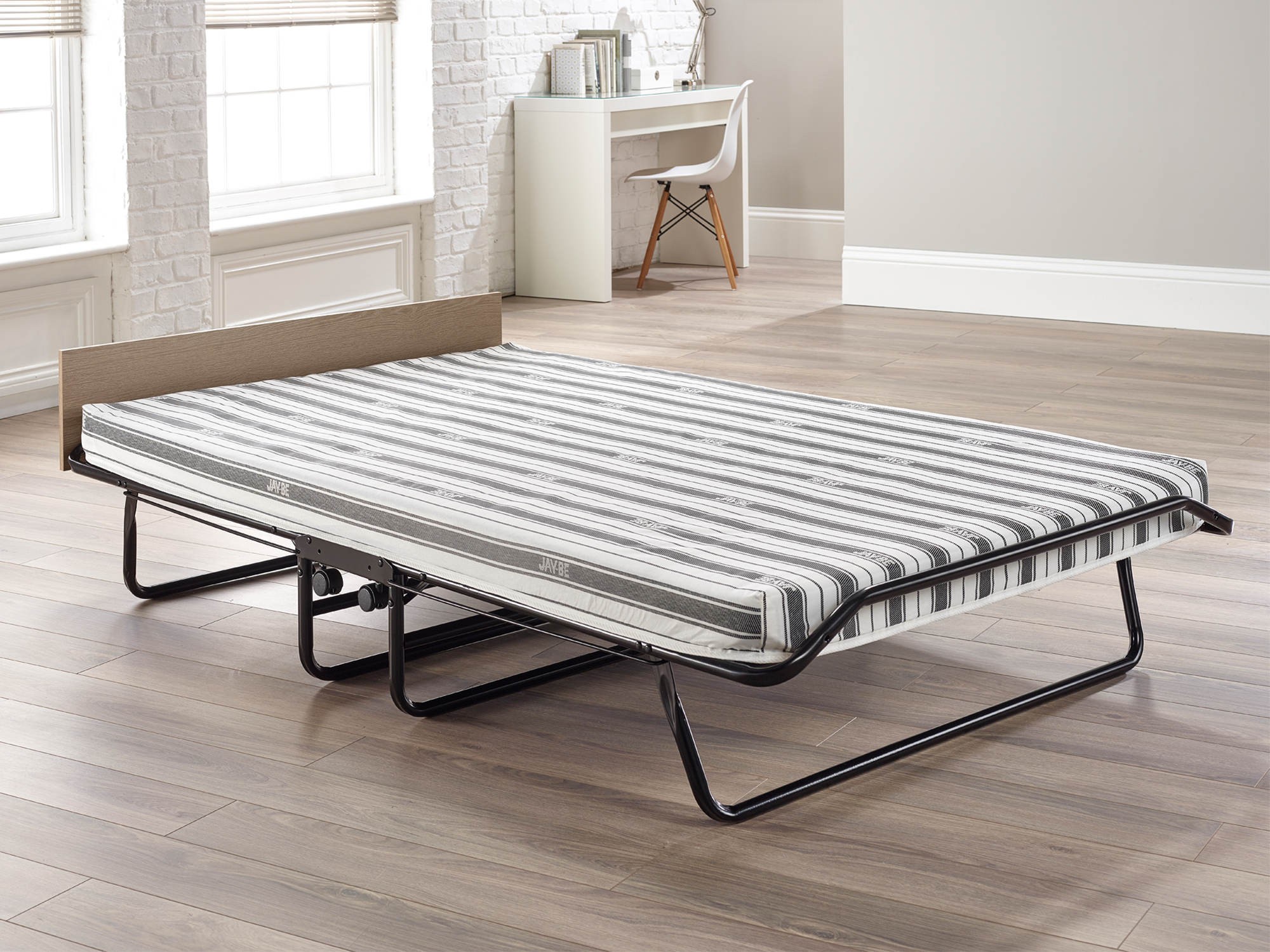 full roll away bed with mattress